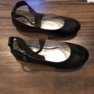 Girls Shoes Size 2